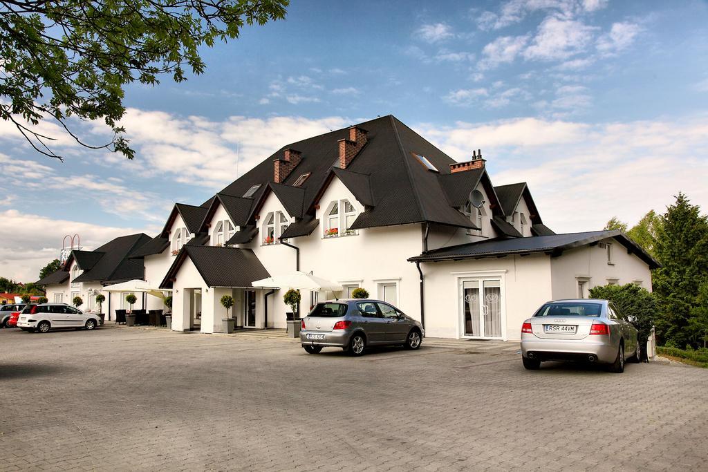 크로스노 Wodnik B&B 외부 사진